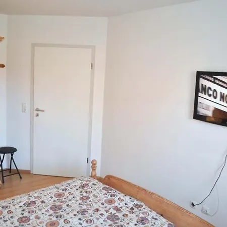 Ostseeallee 10 Nr 02 דירה *